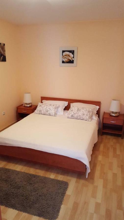 Apartman Luly Lägenhet Kaštela Exteriör bild