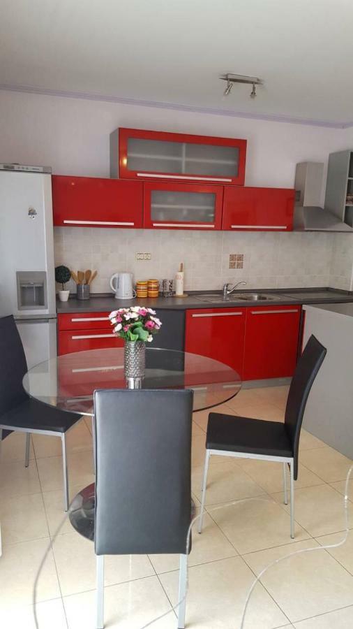 Apartman Luly Lägenhet Kaštela Exteriör bild