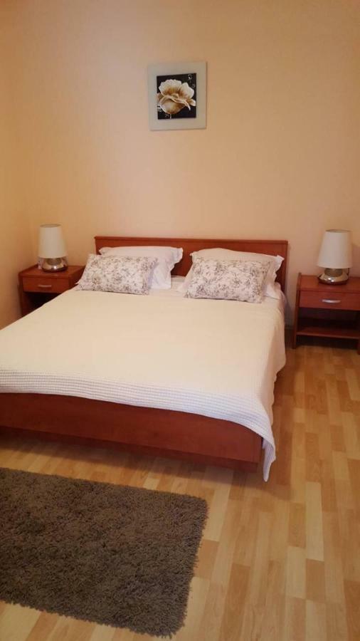 Apartman Luly Lägenhet Kaštela Exteriör bild