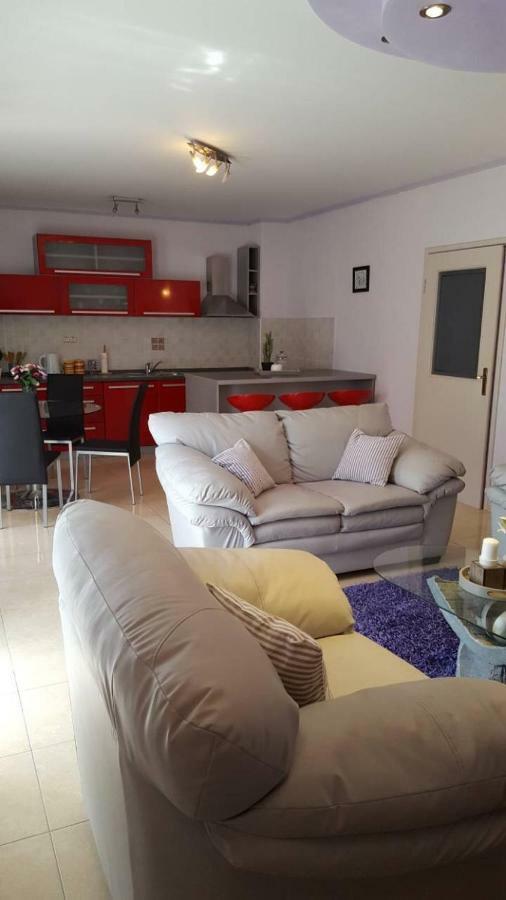 Apartman Luly Lägenhet Kaštela Exteriör bild