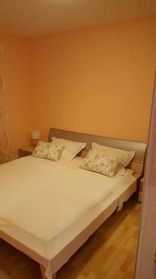 Apartman Luly Lägenhet Kaštela Exteriör bild
